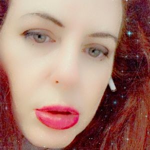 Meet your Posher, Annie